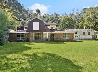 30500 Azalea Ln, Lacombe, LA 70445