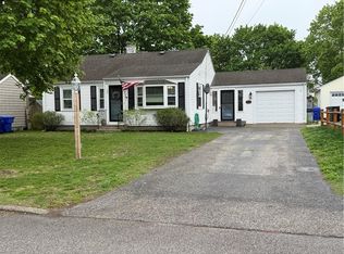 100 Arland Dr, Pawtucket, RI 02861