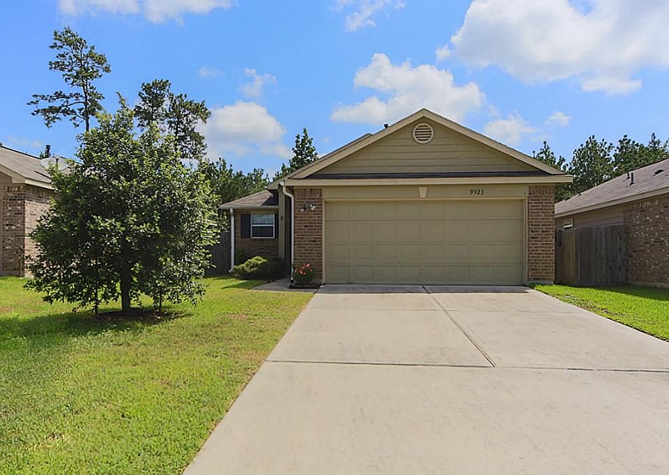 1st image of 9923 Sterling Place Dr