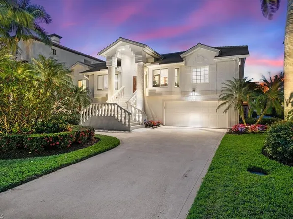 404 Bayside AVE, NAPLES, FL 34108