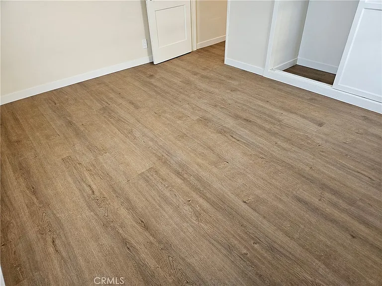 6907 White Oak Ave — Photo 11