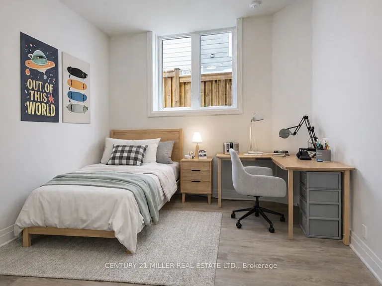 149 Richardson St #B — Photo 11