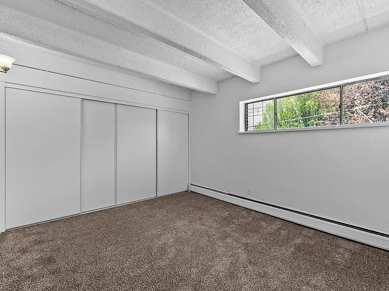 2401 S Gaylord St #204 — Photo 11