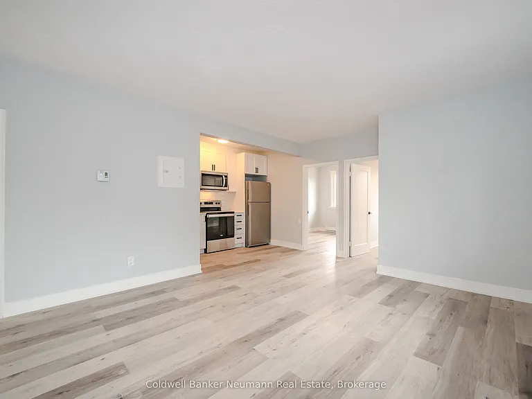 104 Elizabeth St #6 — Photo 1