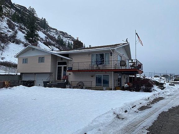 4th image of 57918 NE Grand Coulee Hill Rd