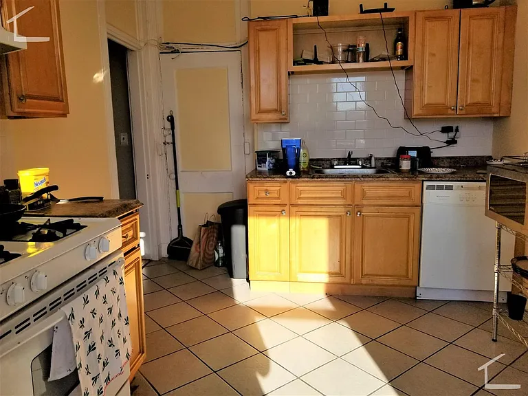 60 Brighton Ave #23 — Photo 6