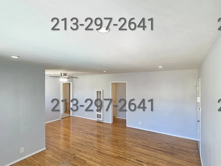 14355 Burbank Blvd #18 — Photo 4
