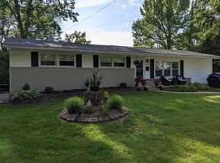 1245 Ruth Dr, Saint Louis, MO 63122