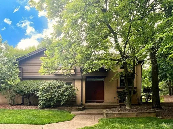 70 Sayre Dr, Princeton, NJ 08540