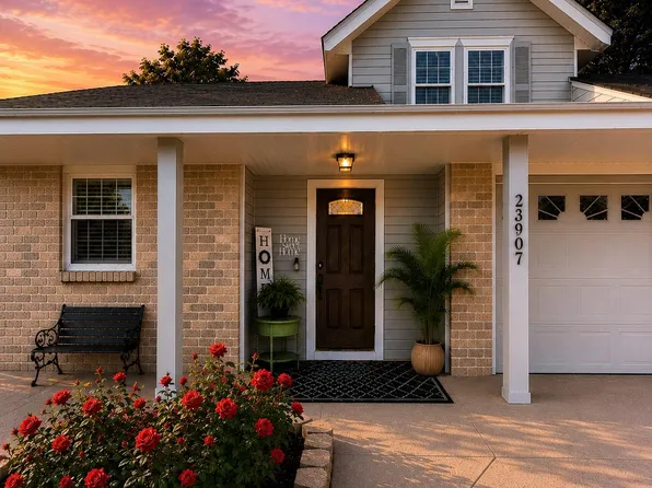 23907 Spring Mill Ln, Spring, TX 77373
