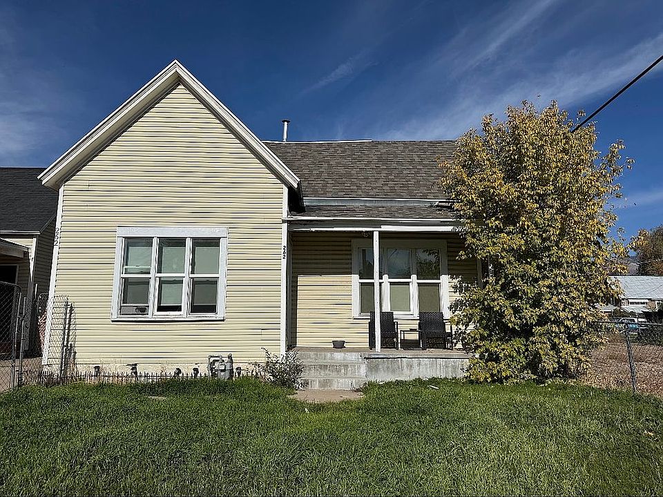 1st image of 262 33rd St