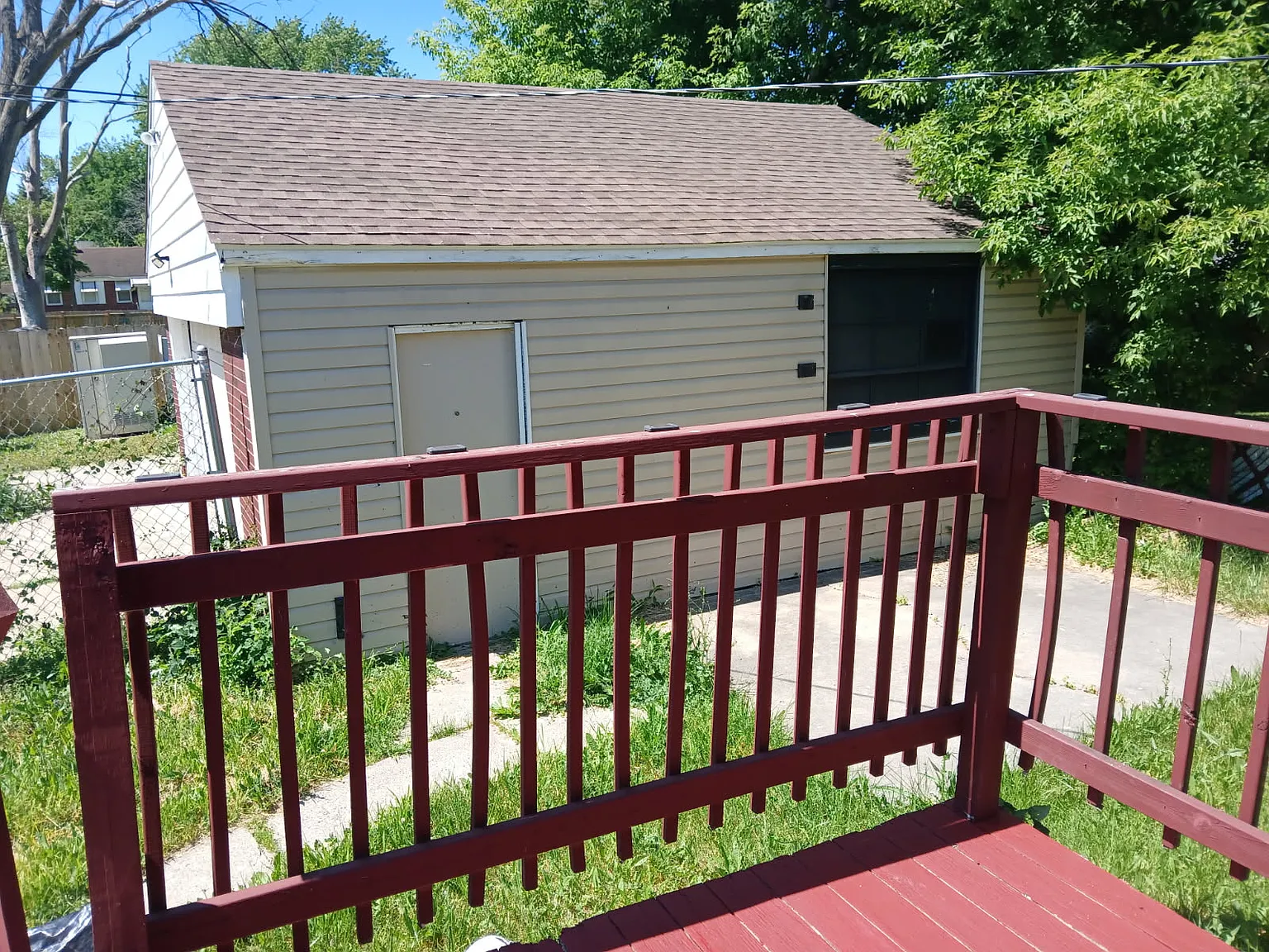 3 bed, 1.5 bath, 1200 sqft, $1,250 — Photo 2