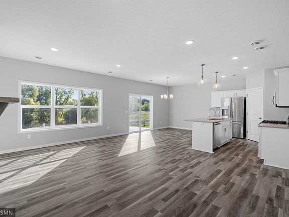 3rd image of 2617 Ivan Ave NE