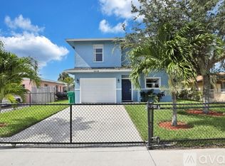 1519 W 17th St, Riviera Beach, FL 33404