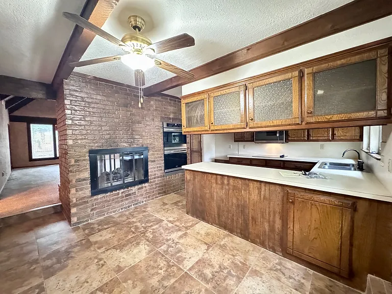 3812 NE 142nd Cir — Photo 11