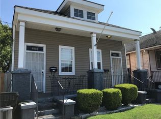 8223 Apple St, New Orleans, LA 70118