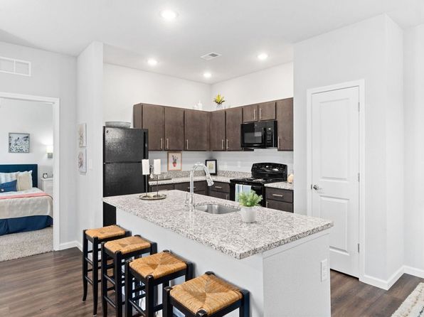 7715 Oakfields Pointe Rd #7607-203