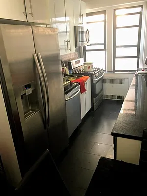 Sold by Area New York | media 5