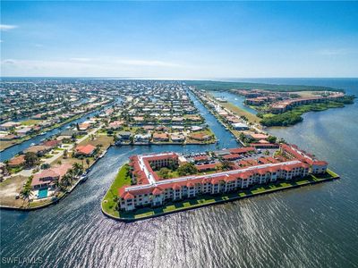 1 Colony Point Dr UNIT B16, Punta Gorda, FL, 33950