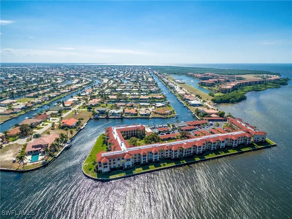 1 Colony Point Dr Unit B16, Punta Gorda, FL 33950