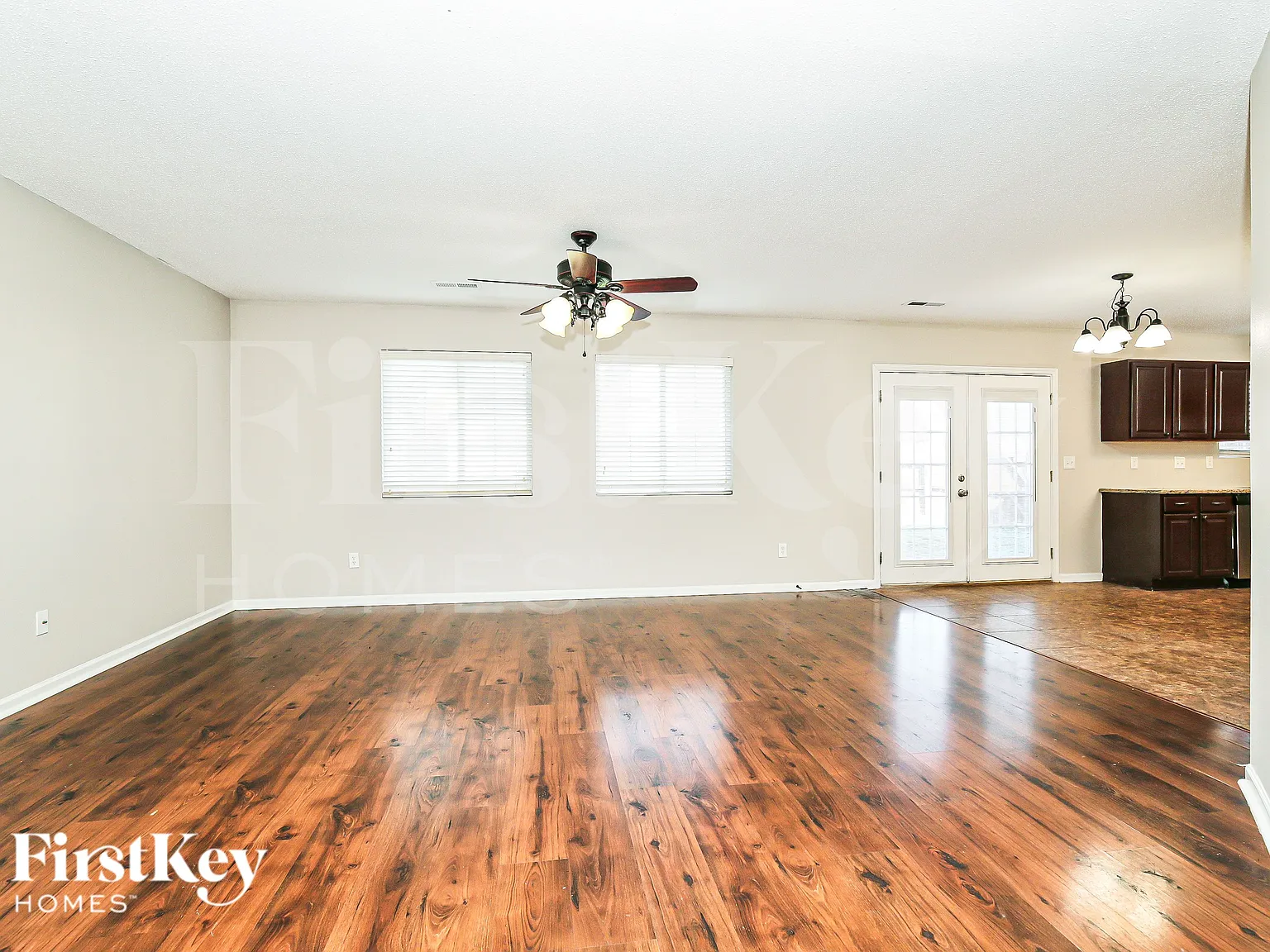 4 bed, 2.5 bath, 2544 sqft, $1,930 — Photo 3