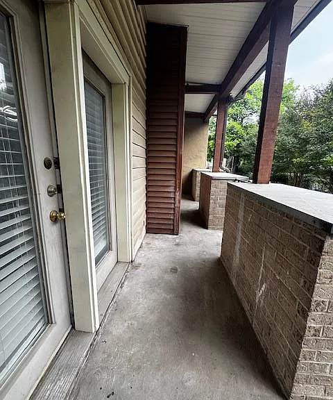 1704 West Ave #103 — Photo 16