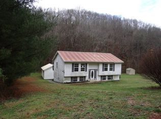732 Hopkins Hollow Rd, Gainesboro, TN 38562