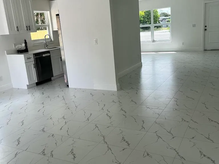 2747 Summit Blvd — Photo 9