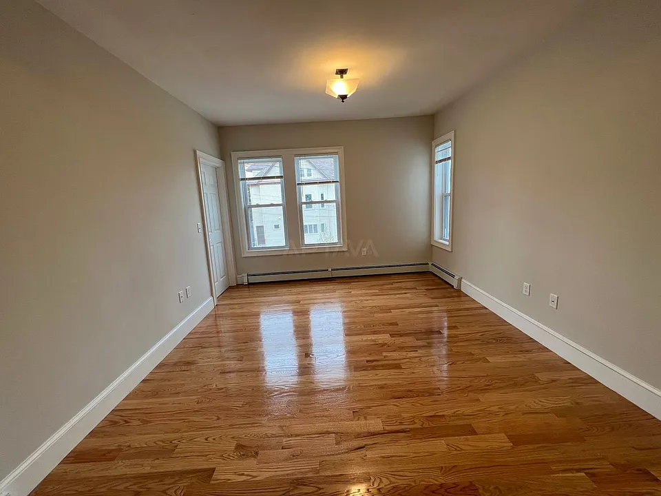 18 Newbern Ave #8