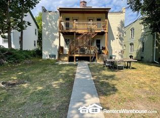 2515 Clinton Ave APT 3, Minneapolis, MN 55404