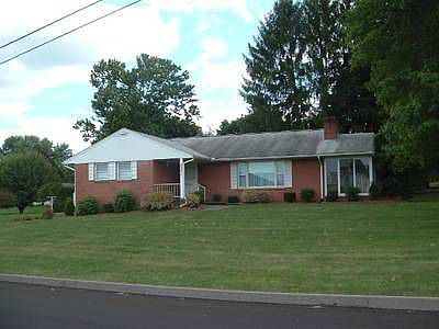 1st image of 2066 Cummins St