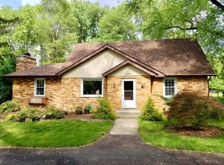 1N009 Barry Ave, Wheaton, IL 60187