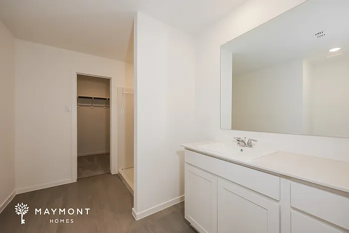 3025 Tooley Dr — Photo 10