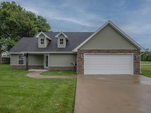 1808 S Morley St, Moberly, MO 65270
