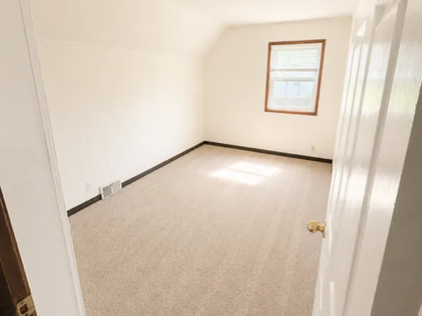 2915 N Weil St Unit 1-B, Milwaukee, WI 53212