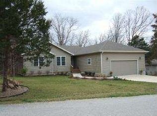 325 Jasmine Dr, Branson, MO 65616