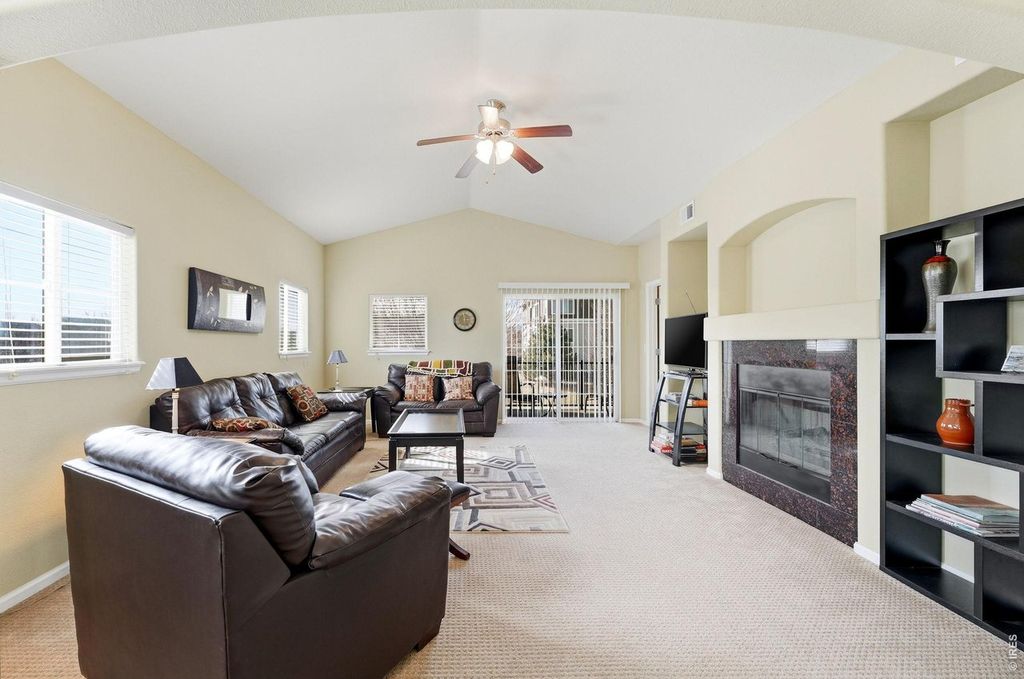 5044 Cinquefoil Ln #B