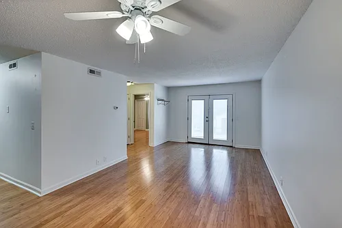6680 Charlotte Pike Photo 1