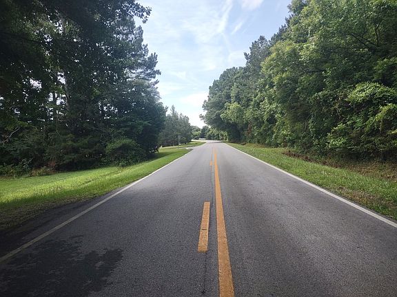 5th image of 641 Scout Rd