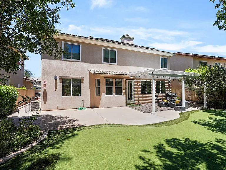 33389 Barrington Dr — Photo 29