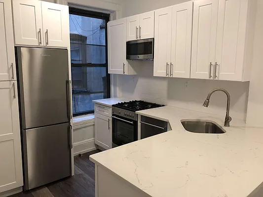 Rented by Compass | media 11