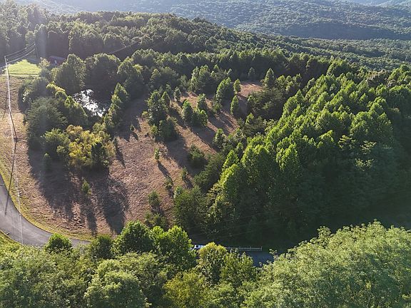 2nd image of 86 Mount Crest Dr