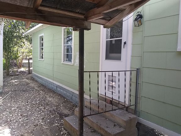 4th image of 1705 Old McMahan Trl