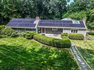 4 Music Hill Rd, Brookfield, CT 06804