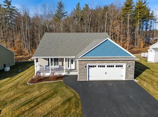 62 Pineview Dr, Candia, NH 03034
