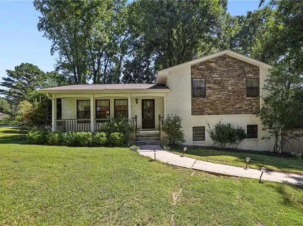 1112 Mayfield Dr, Decatur, GA 30033