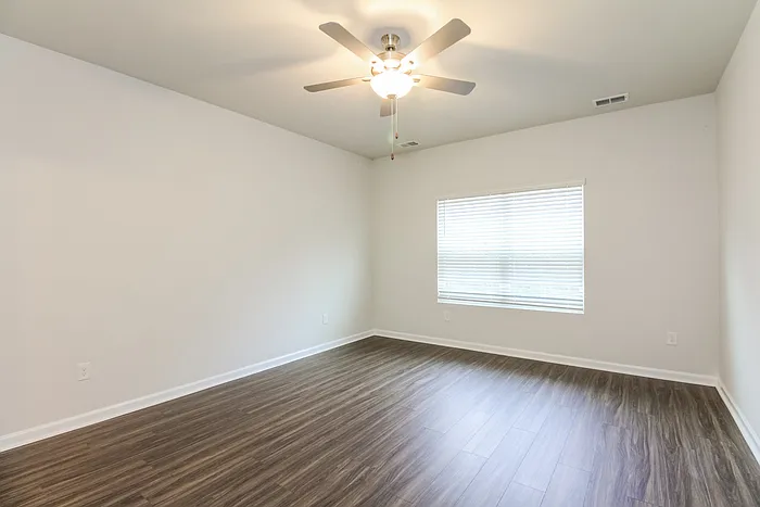 207 Dorian Loop — Photo 9