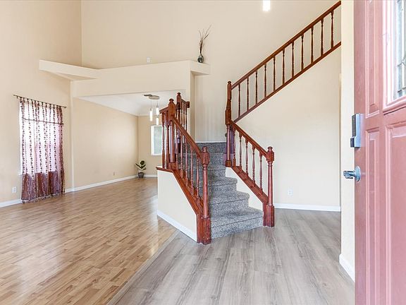 4th image of 200 Porter Court