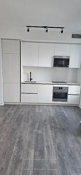 3 bed, $7,650 — Photo 3
