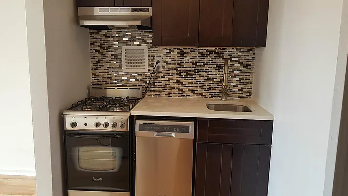 Rented by Point NYC | media 15